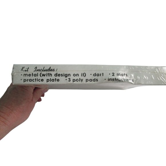 Vintage Dart Art Metal Engraving Kit 103 Pottery Craft Set Unopened Unworked - Picture 3 of 10